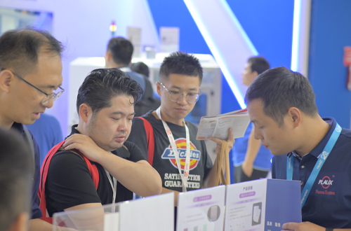 展會(huì)現(xiàn)場(chǎng)